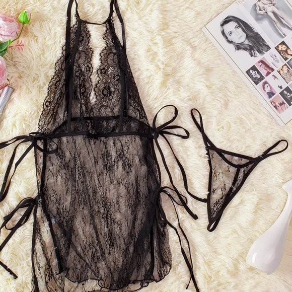 Black Lace Toga Chemise - Picture 7 of 15